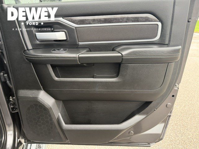 Used 2024 RAM 2500 Big Horn w/ Towing Technology Group AWD/4WD image 35