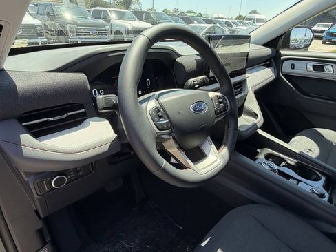 New 2026 Ford Explorer Active RWD image 27