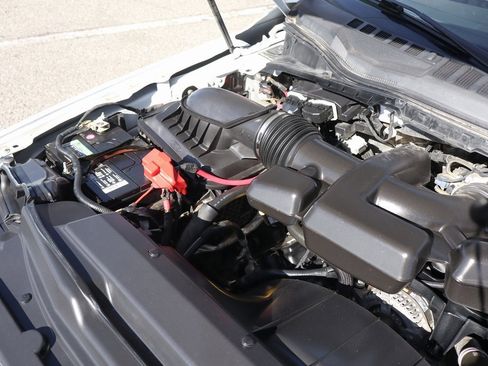 Used 2018 Ford F250 XL w/ Power Equipment Group image 14