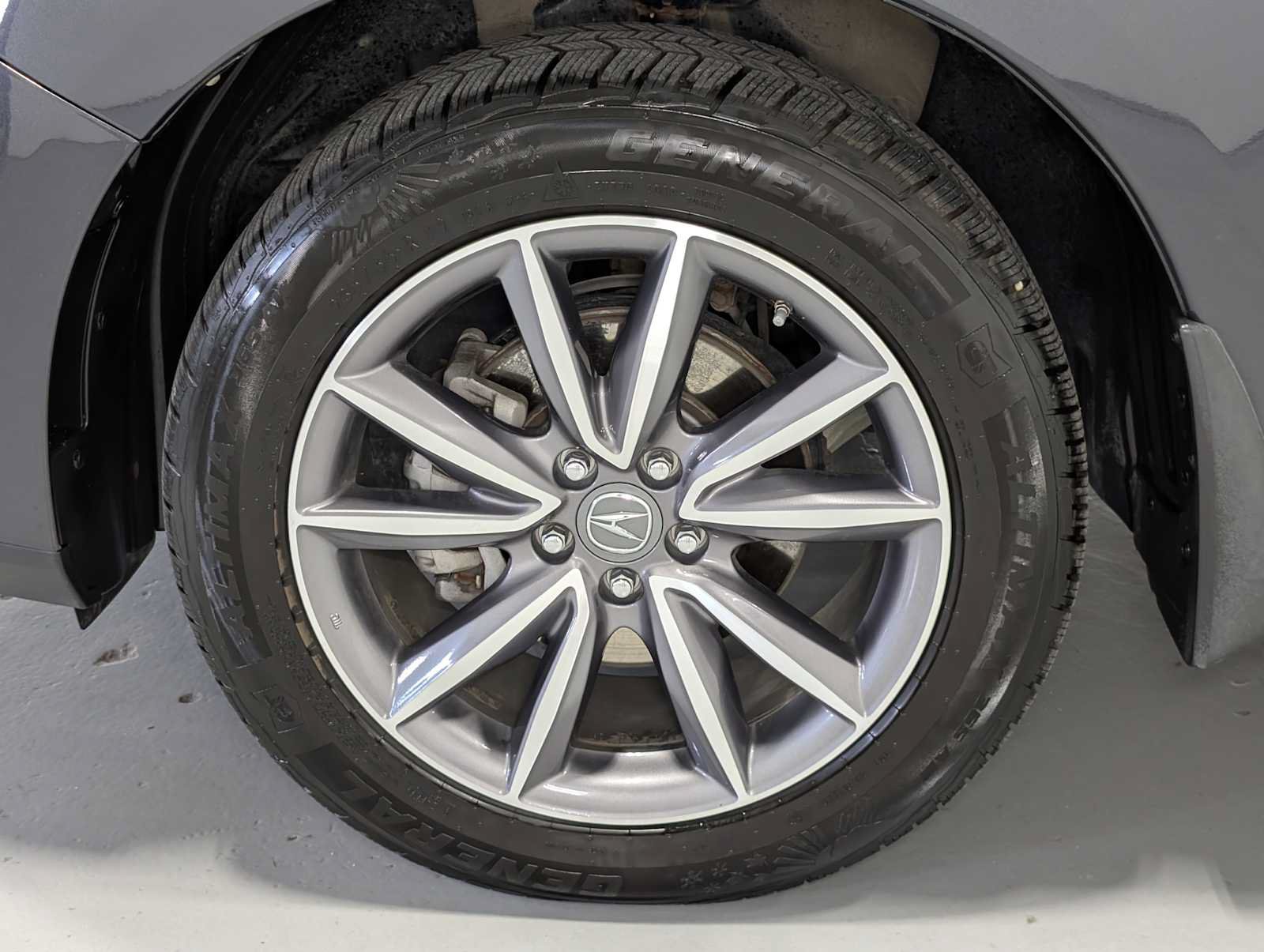 Used 2019 Acura RDX w/ Technology Package AWD/4WD image 3