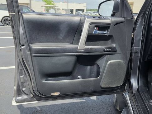 Used 2016 Toyota 4Runner Limited RWD image 11