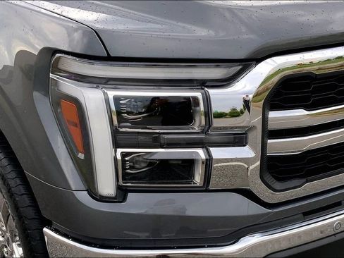 Used 2025 Ford F150 Lariat w/ Equipment Group 501A Mid AWD/4WD image 25