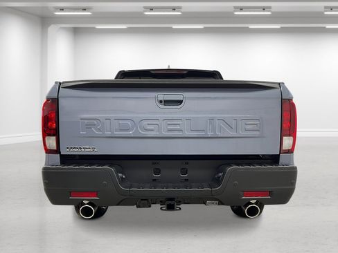 New 2026 Honda Ridgeline Black Edition image 4