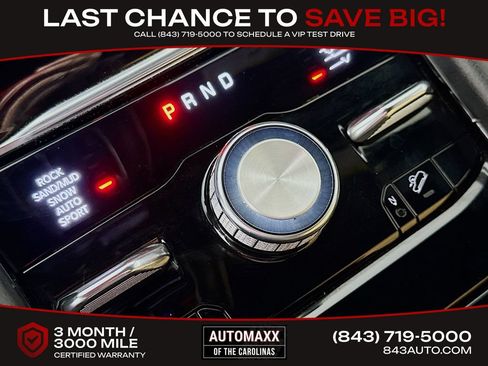 Used 2022 Jeep Grand Cherokee Summit w/ Luxury Tech Group V AWD/4WD image 33
