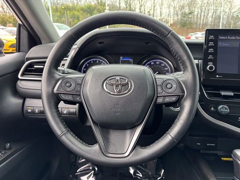 Used 2023 Toyota Camry SE w/ Cold Weather Package image 29
