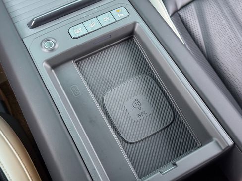 Used 2024 Kia EV9 GT-Line image 32