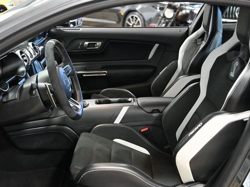 Used 2020 Ford Mustang Shelby GT500 w/ Carbon Fibre Track Pack image 23