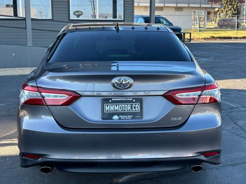 Used 2018 Toyota Camry XLE w/ Driver Assist Package image 10