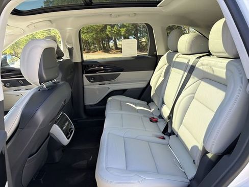 New 2026 Lincoln Nautilus Premier w/ Equipment Group 102A image 23