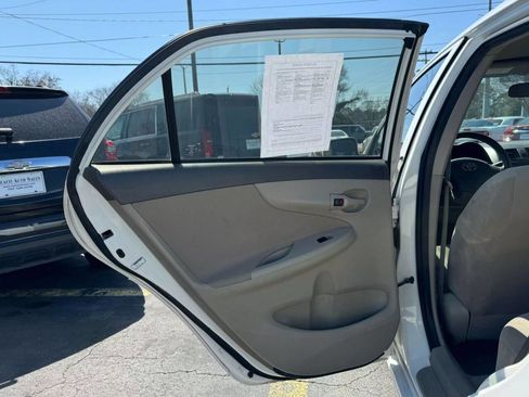 Used 2009 Toyota Corolla LE image 11