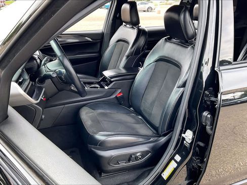 Used 2021 Jeep Grand Cherokee L Laredo AWD/4WD image 8