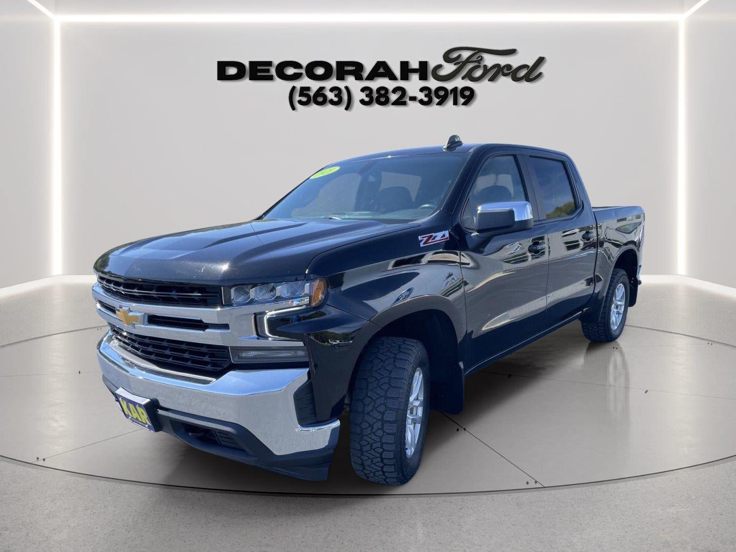 Used 2021 Chevrolet Silverado 1500 LT AWD/4WD image 3