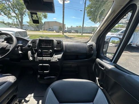 Used 2025 RAM ProMaster 2500 w/ Convenience Group FWD image 25