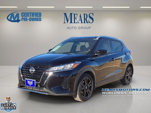 Used 2023 Nissan Kicks SV image 1