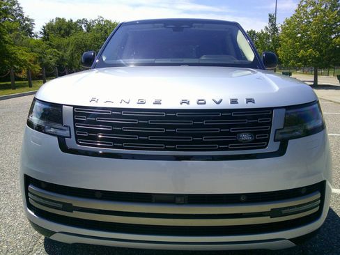 Used 2023 Land Rover Range Rover SE AWD/4WD image 30