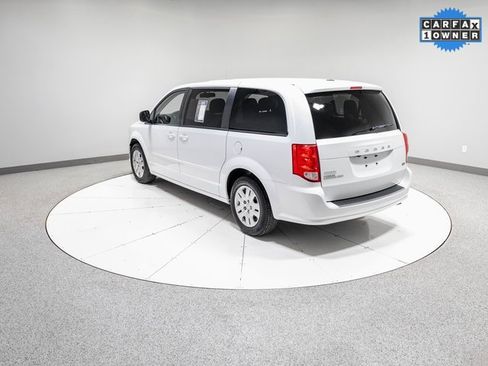 Used 2017 Dodge Grand Caravan SE w/ Power Window Group image 31