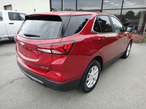 Used 2022 Chevrolet Equinox LT AWD/4WD image 6