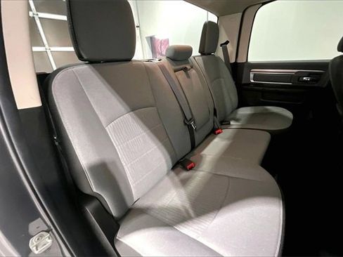 Used 2023 RAM 1500 Classic SLT image 27