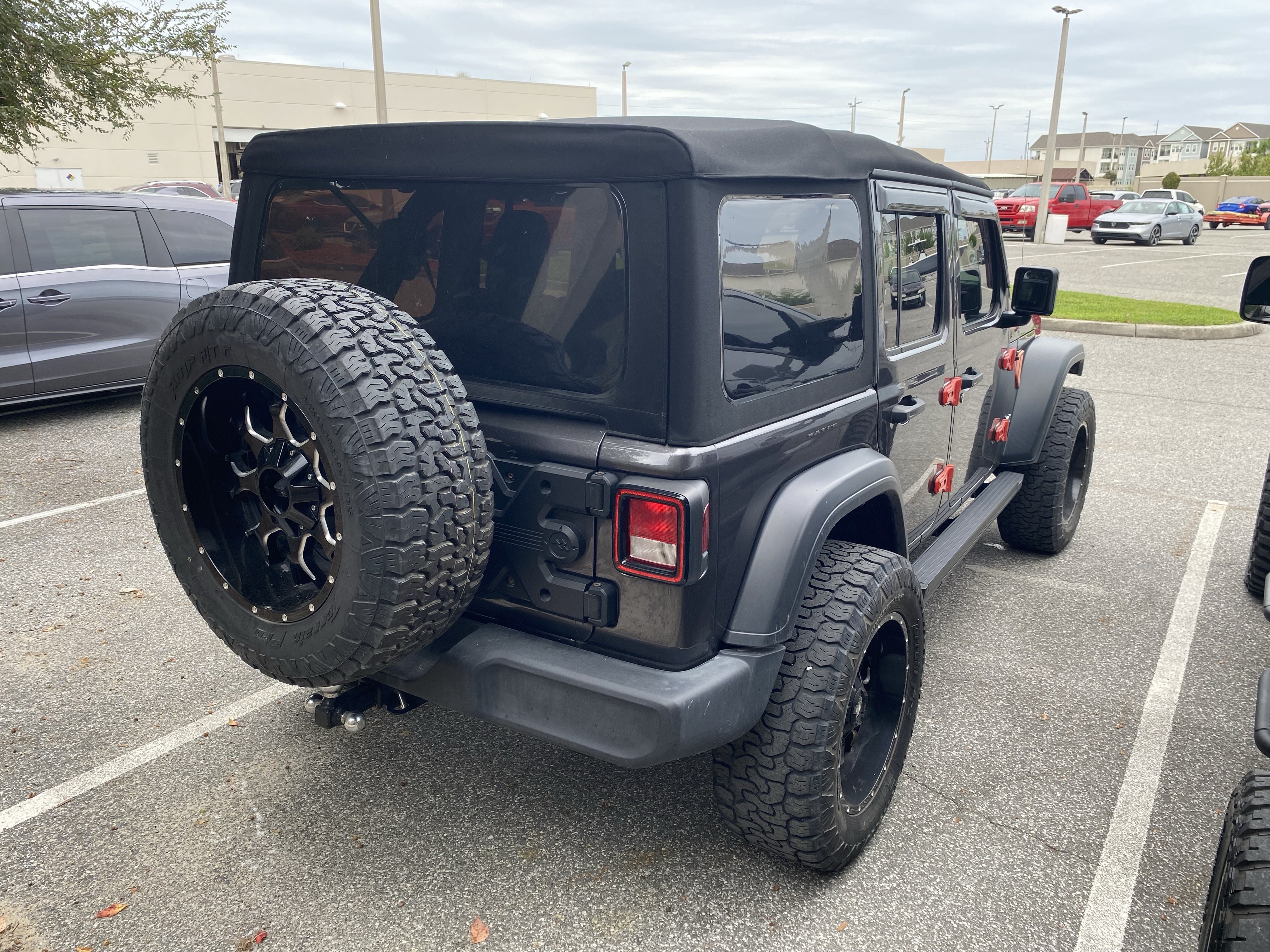 Used 2020 Jeep Wrangler Unlimited Sport S AWD/4WD image 18