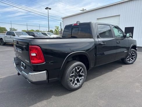 Used 2026 RAM 1500 Laramie AWD/4WD image 4