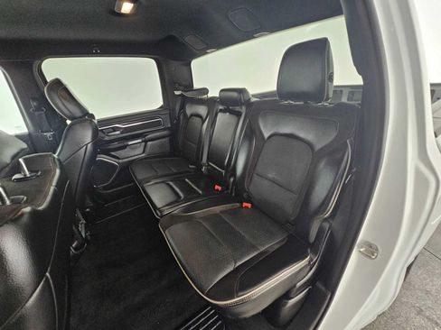 Used 2024 RAM 1500 Laramie AWD/4WD image 17