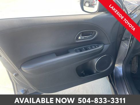 Used 2022 Honda HR-V EX-L image 11