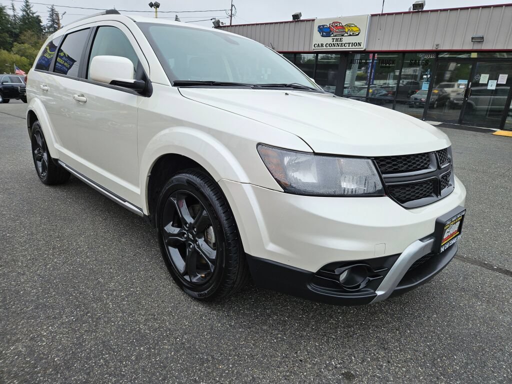 Used 2018 Dodge Journey Crossroad w/ Popular Equipment Group AWD/4WD image 3