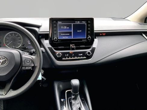 Certified 2022 Toyota Corolla LE FWD image 6
