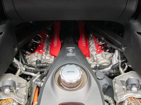 Used 2022 Ferrari SF90 Spider AWD/4WD image 48