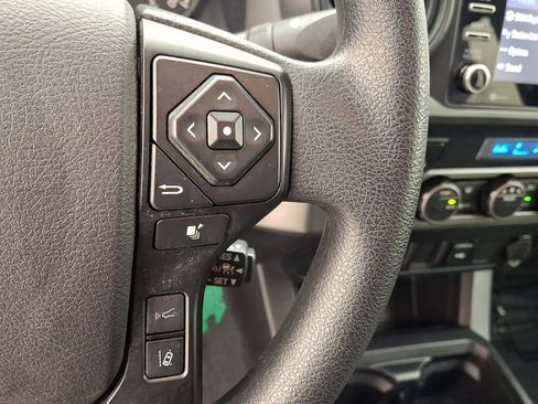 Certified 2022 Toyota Tacoma SR AWD/4WD image 18