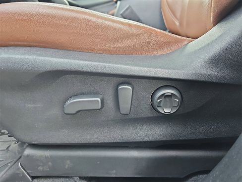 Certified 2023 Subaru Ascent Touring image 31