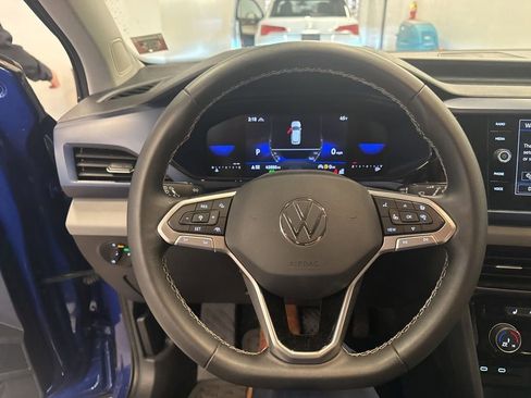 Used 2023 Volkswagen Taos SE image 23