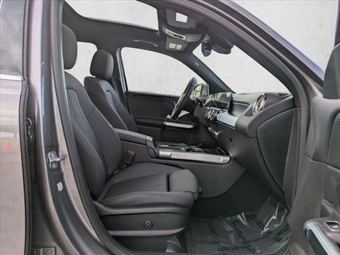 New 2026 Mercedes-Benz GLB 250 4MATIC image 27
