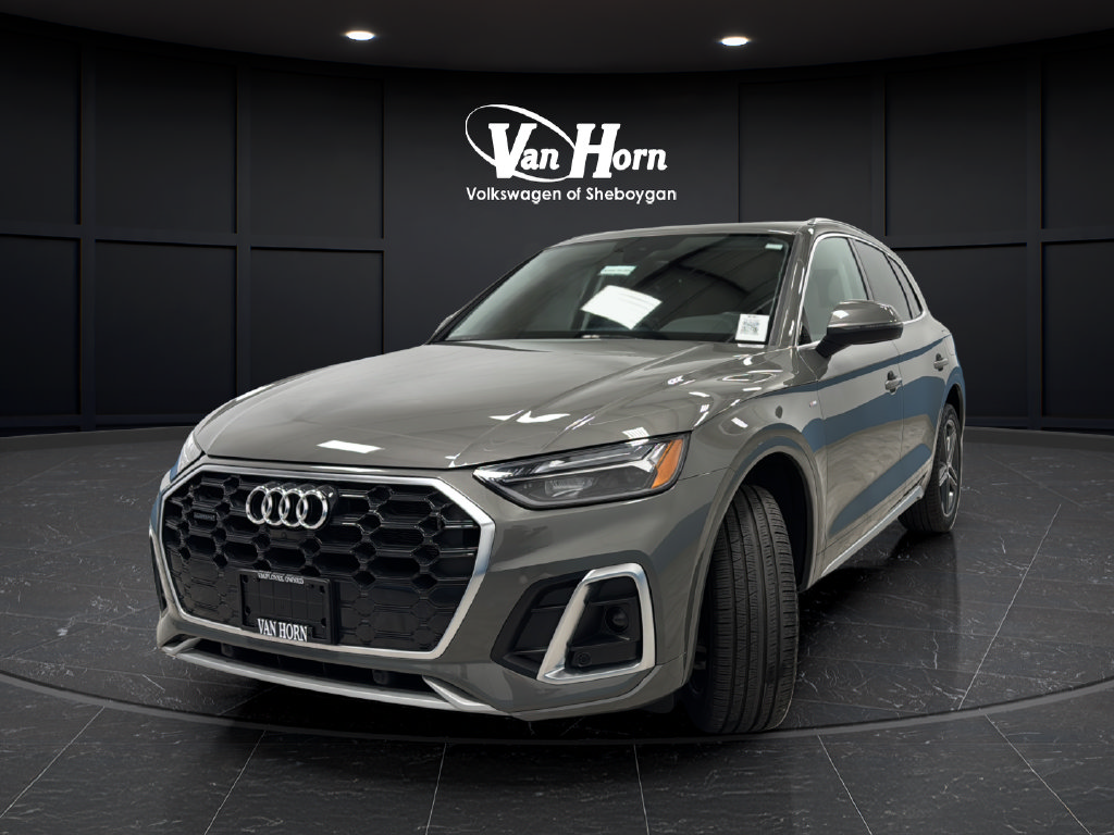 Used 2025 Audi Q5 e Premium Plus w/ Premium Plus Package AWD/4WD image 3
