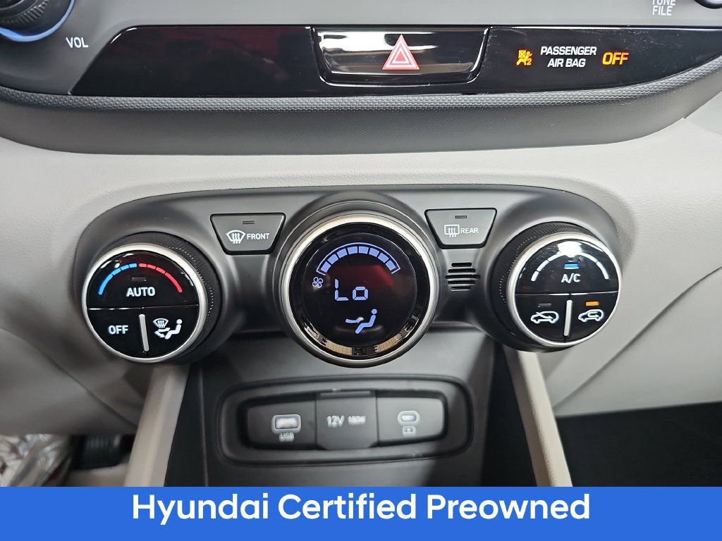 Certified 2023 Hyundai Venue SEL FWD image 23