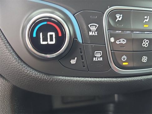 Certified 2024 Chevrolet Equinox LT w/ LPO, Floor Liner Package image 21