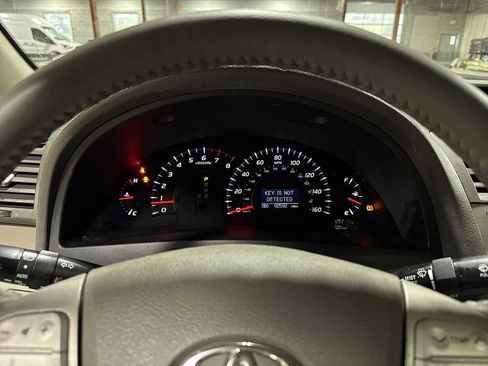 Used 2007 Toyota Camry XLE image 32