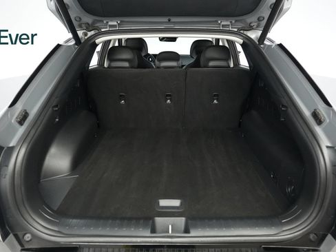 Used 2024 Kia EV6 Wind RWD image 8