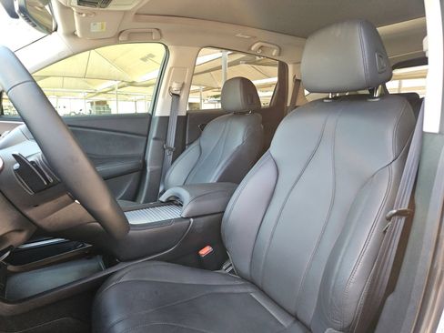 Used 2024 Acura RDX SH-AWD image 13