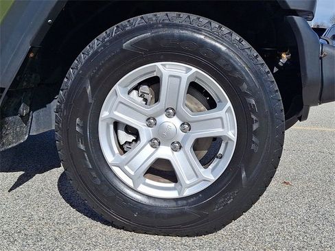 Certified 2023 Jeep Wrangler Sport image 27