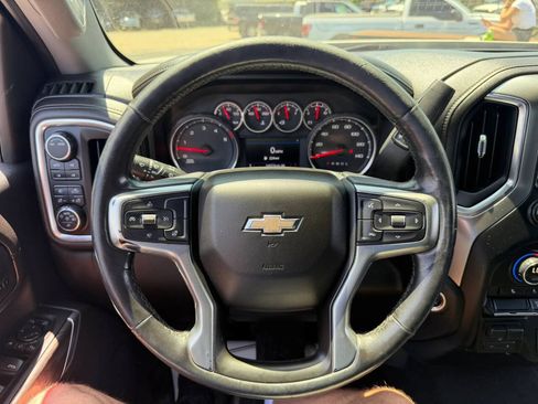 Used 2020 Chevrolet Silverado 2500 LTZ AWD/4WD image 35