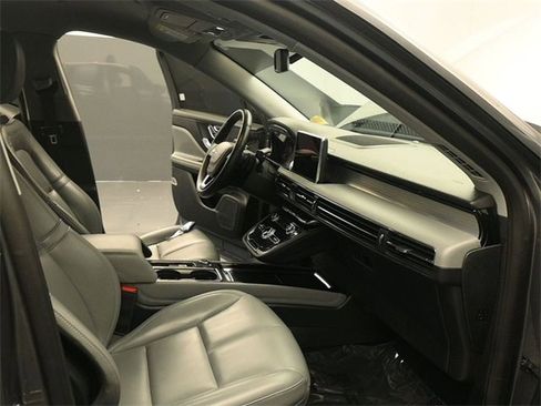 Used 2021 Lincoln Corsair AWD w/ Towing Package I image 17