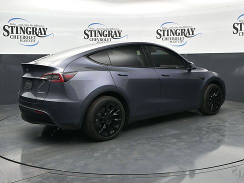 Used 2023 Tesla Model Y Long Range AWD/4WD image 7