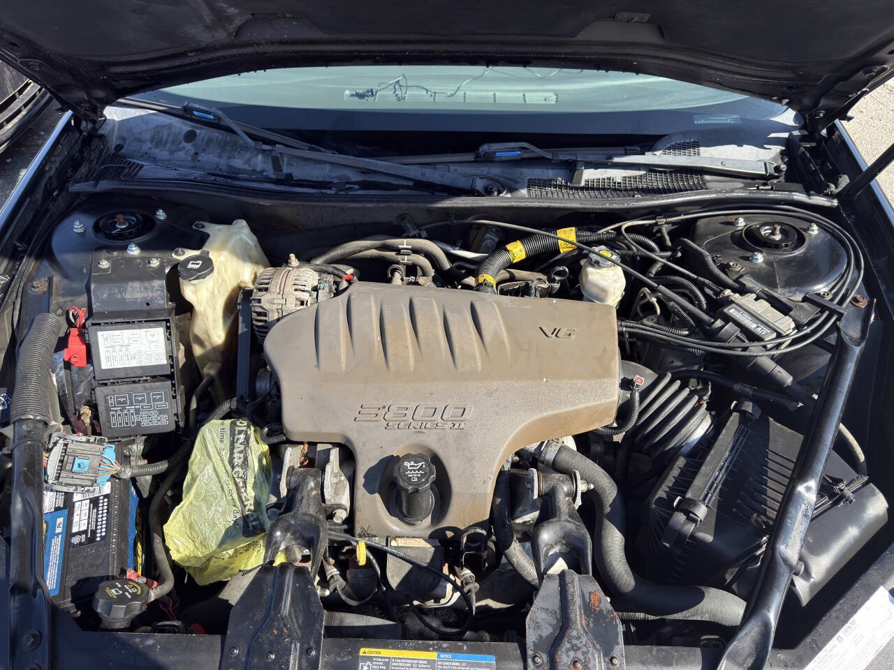Used 2005 Chevrolet Impala LS w/ Sun And Sound Package FWD image 16