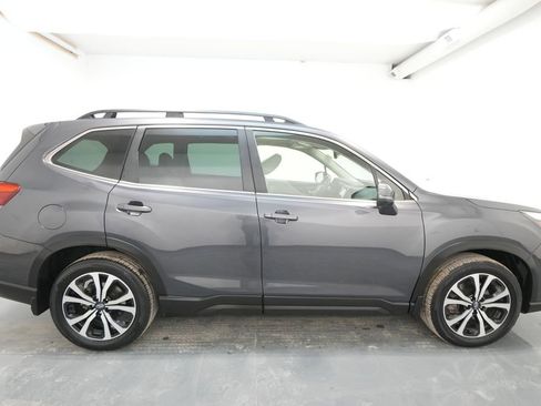 Used 2022 Subaru Forester Limited image 10