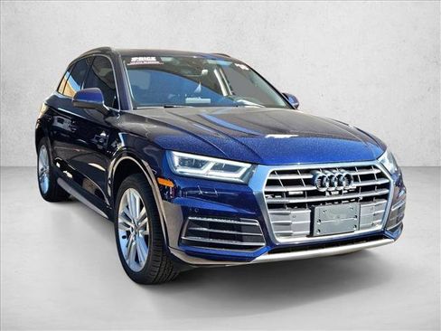 Used 2018 Audi Q5 2.0T Premium Plus w/ Premium Plus Package image 3