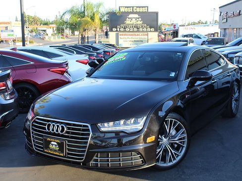 Used 2017 Audi A7 3.0T Premium Plus w/ 20" Wheel & Tire Package AWD/4WD image 2