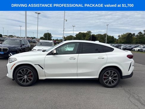 Used 2022 BMW X6 M50i w/ Executive Package AWD/4WD image 3