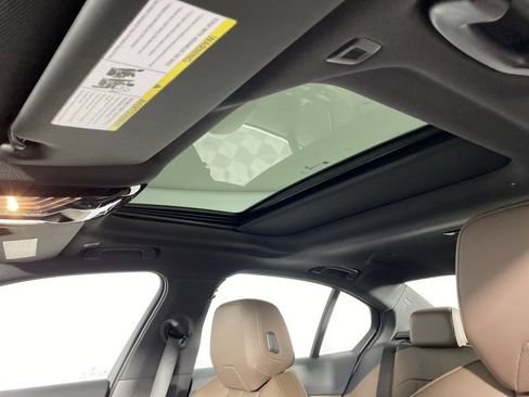 New 2026 BMW 530i xDrive w/ Premium Package image 17