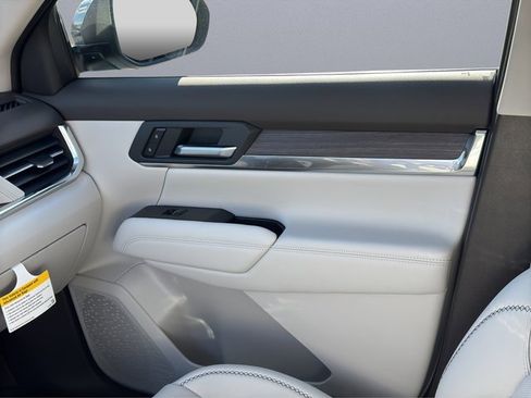 New 2026 GMC Terrain Denali w/ LPO, Floor Liner Package image 24